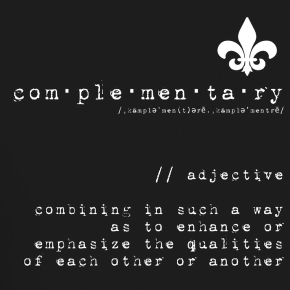 LAST ONE // FREE WITH A PURCHASE - Picture 16 of 17